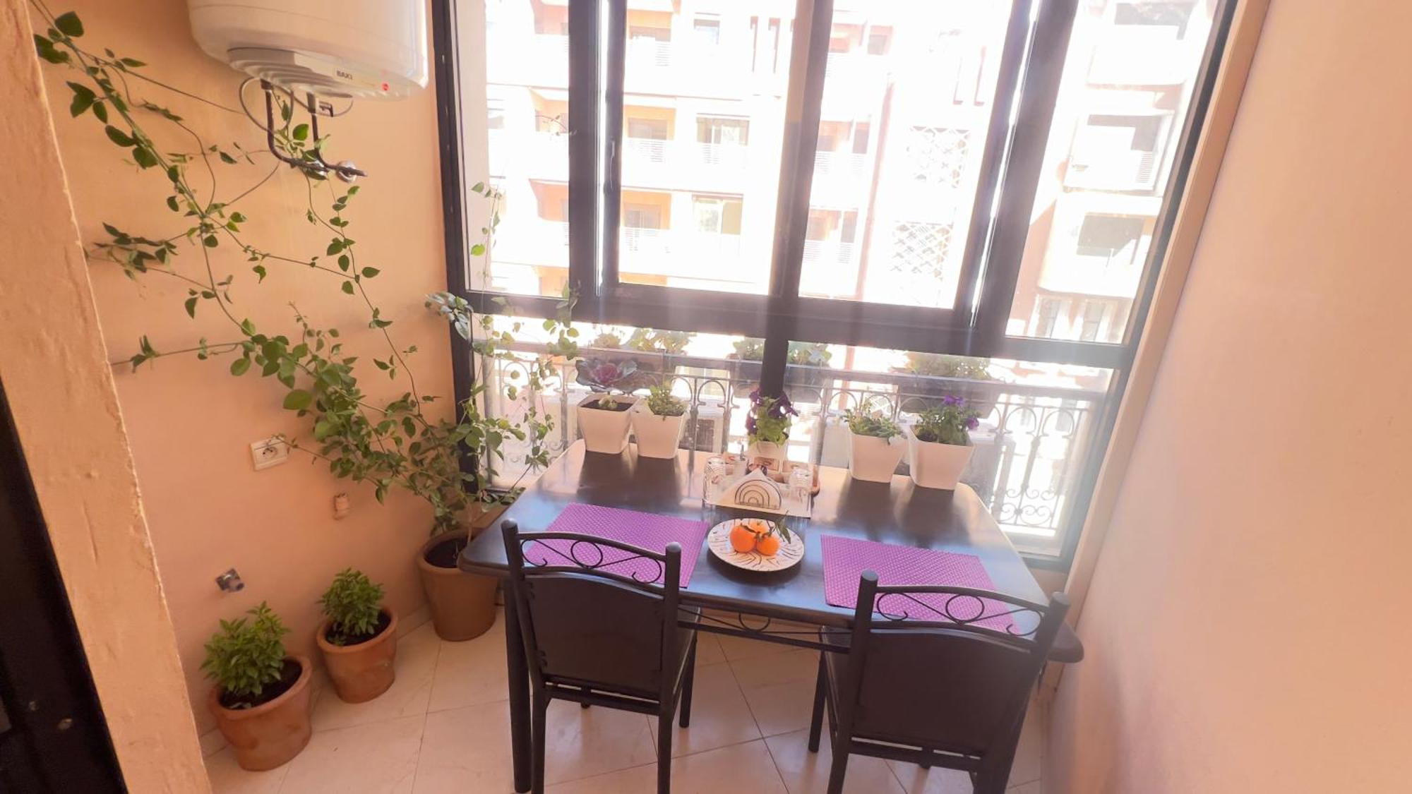 Magnifique Appartement Spacieux Confort Propre Familial 2 Chambres Salon Et Salle A Manger A 20Mn A Pied De Place Jemaa El Fina 4 Piscines Dans Espace De Golf A 12 Mn En Voitures L Entree Est Gratuit Pour La Clientele Ouvert Entre 10H Et 20H Marakéš Exteriér fotografie