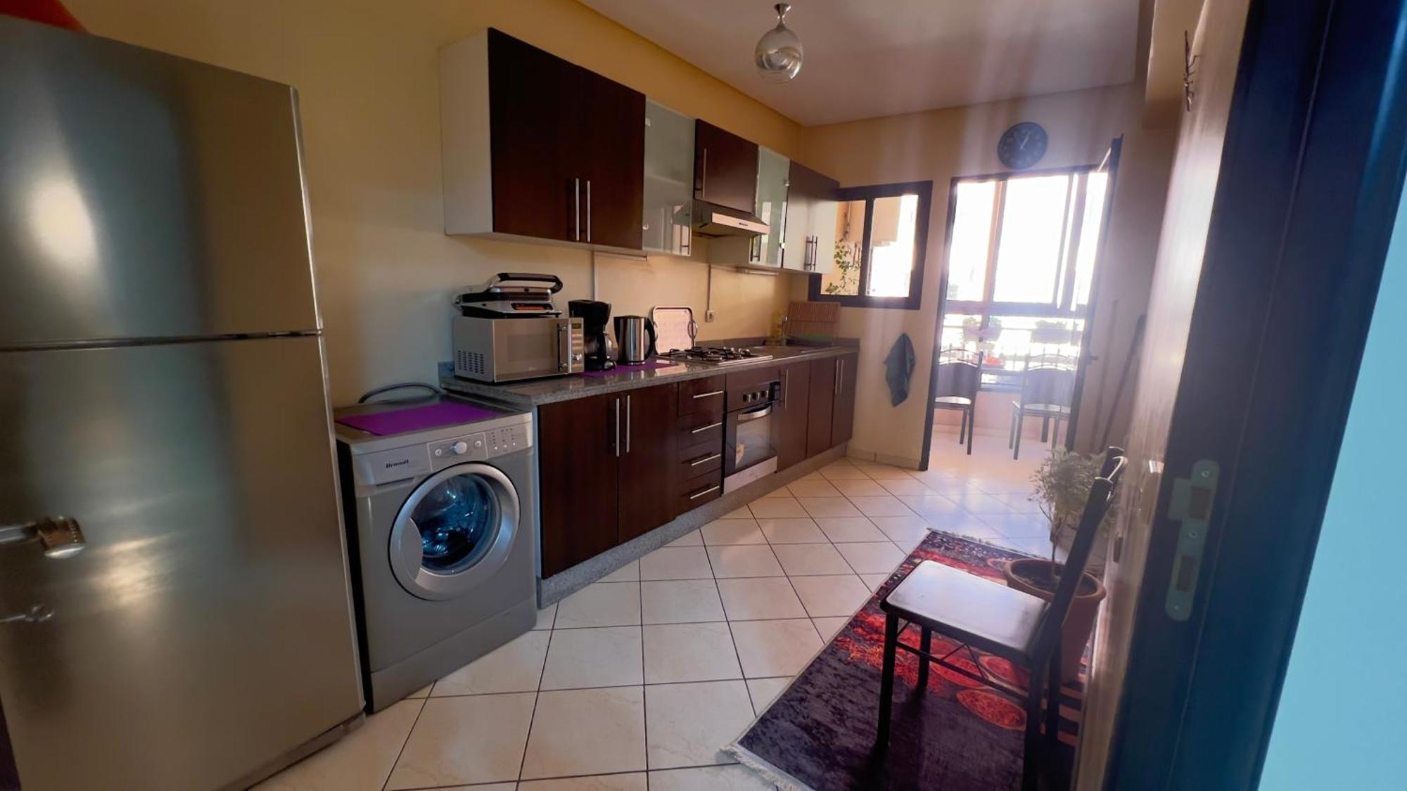 Magnifique Appartement Spacieux Confort Propre Familial 2 Chambres Salon Et Salle A Manger A 20Mn A Pied De Place Jemaa El Fina 4 Piscines Dans Espace De Golf A 12 Mn En Voitures L Entree Est Gratuit Pour La Clientele Ouvert Entre 10H Et 20H Marakéš Exteriér fotografie